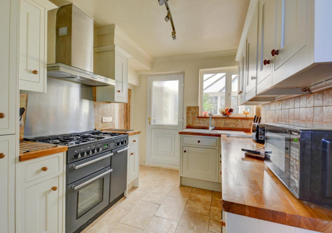 Woodview Villa Holt  Luaran gambar